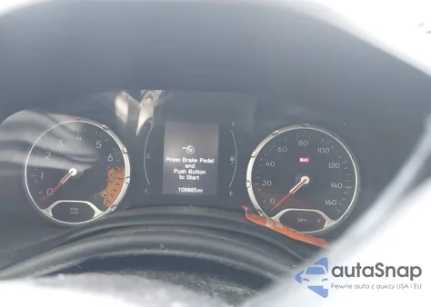 2017 Jeep Renegade Latitude Fwd z USA, uszkodzony, nr VIN ZACCJABB2HPG48279